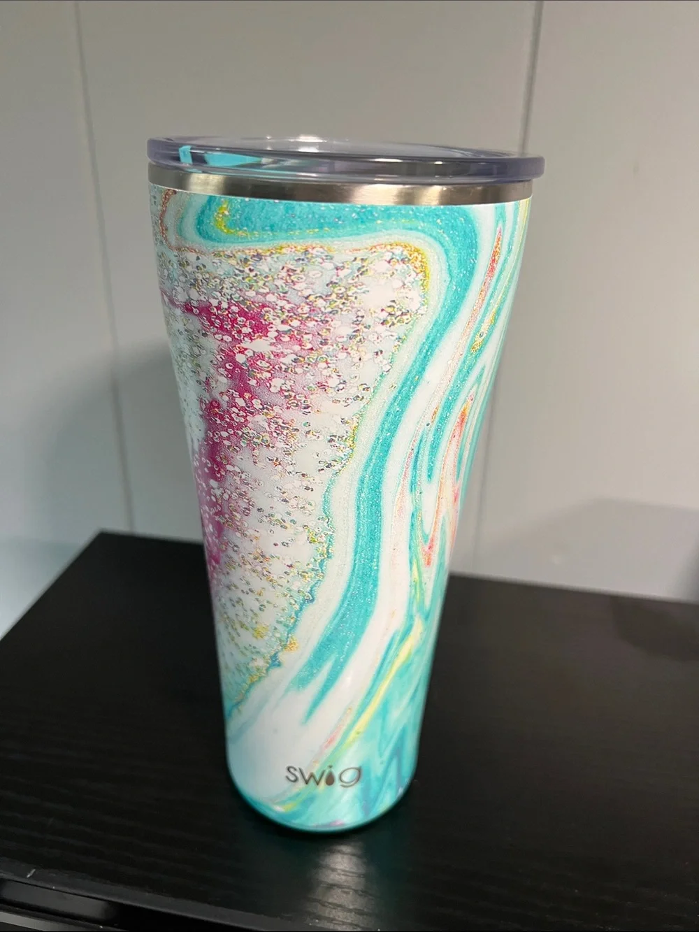 Very Gently used Swig Life 32oz Wanderlust Travel Tumbler